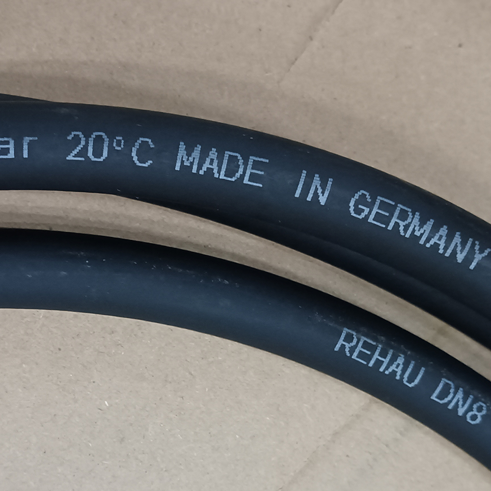 履帶式水沖設(shè)備水沖管水清洗膠管測壓線管